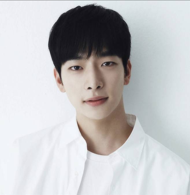 배우 이찬희 럭키몬스터 엔터테인먼트