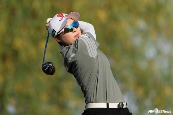 김효주가 지난달 29일(한국시간) 미국 애리조나주 챈들러의 윌윈드 골프클럽 캣테일 코스(파72)에서 열린 LPGA 투어 포드 챔피언십에서 샷을 날리고 있다. /AFPBBNews=뉴스1