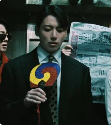 BTS '2.0'뮤비'삼태극 부채''단소'글로벌 ARMY 열공 모드 돌입 "김구 선생님 몹시 기뻐하실듯"[K-EYES]