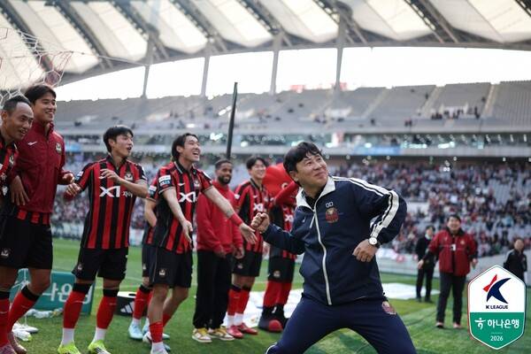 FC서울의 개막 4연승과 선두 질주를 이끌고 있는 김기동 감독. ⓒ프로축구연맹