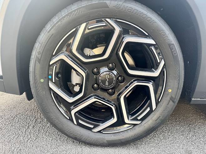 BYD 돌핀 액티브. 사진=김동찬 기자.