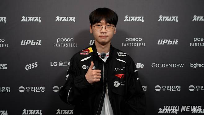 ‘도란’ 최현준이 &nbsp;4일 오후 5시 서울 종로구 LCK 아레나에서 열린 한화생명과의 2026 LoL 챔피언스 코리아(LCK) 정규 시즌 1라운드 경기가 끝난 후 쿠키뉴스와 인터뷰를 하고 있다. 쿠키뉴스 자료