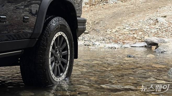 이네오스 그레나디어. 사진=권지용 기자