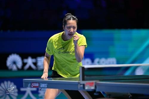 마카오 여자 월드컵에서 득점 후 환호하는 신유빈. 사진=ITTF