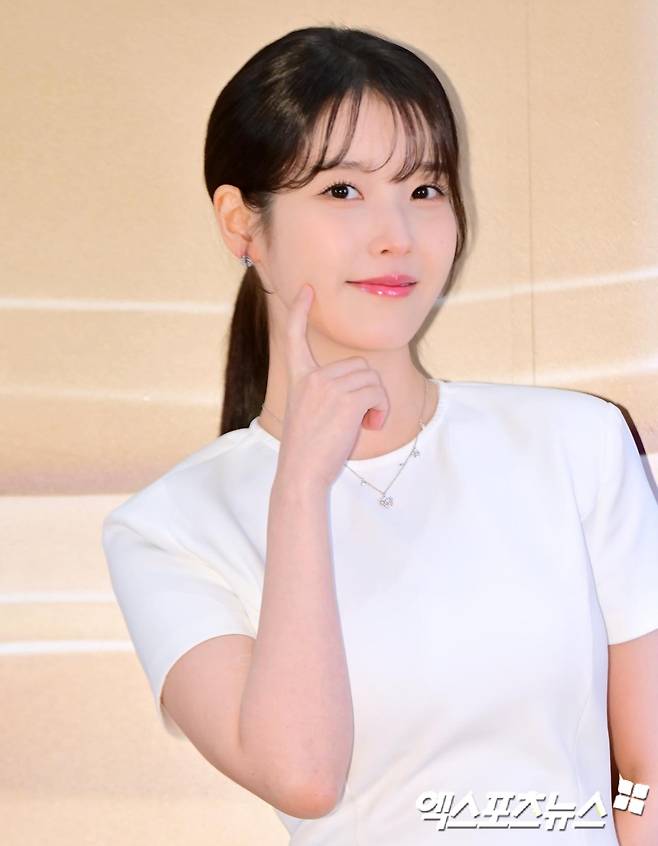 가수 겸 배우 아이유. 엑스포츠뉴스 DB.