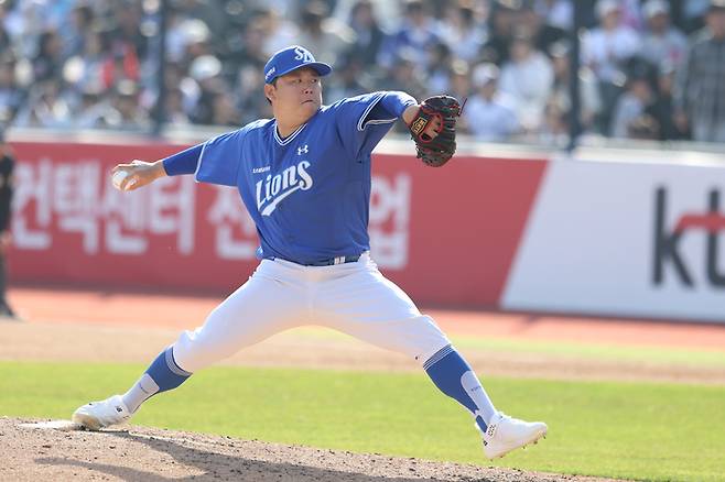 삼성 오른손 이승현이 5일 수원케이티위즈파크에서 열린 2026 KBO리그 정규시즌 KT와 경기에서 역투하고 있다. 사진 | 삼성 라이온즈