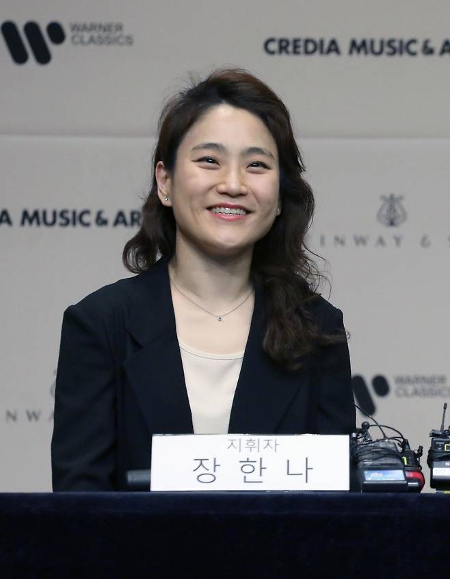 뉴시스