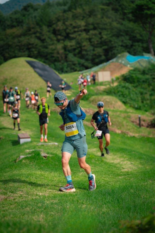 장수 트레일레이스 대회 참가자가 코스를 돌고 있다. 장수군 제공