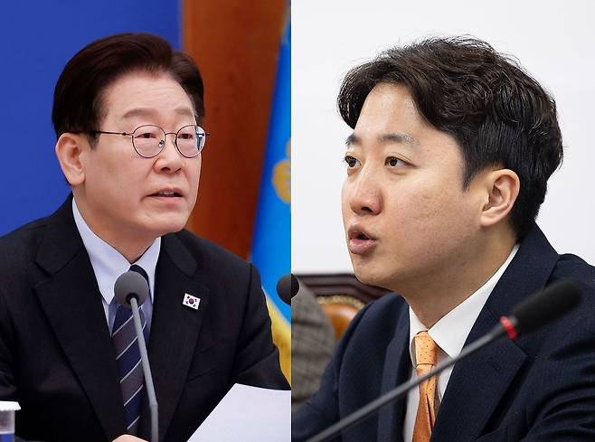 이재명 대통령(왼쪽)이 6일 오전 청와대에서 열린 제14회 국무회의 겸 제4차 비상경제점검회의에서 발언하고 있다. 이준석 개혁신당 대표가 지난달 19일 국회에서 열린 최고위원회의에서 지방선거 후보 후원금 혁신 방안을 말하고 있다. 청와대사진기자단·연합뉴스