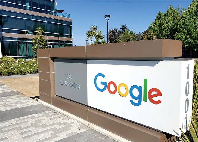 구글의 터보퀀트가 메모리 반도체 시장의 변수로 떠올랐다. (로이터=연합뉴스)