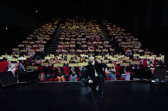 YY엔터테인먼트 제공