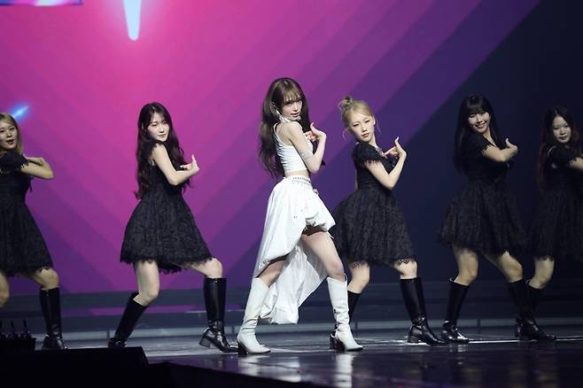 YH엔터테인먼트 제공