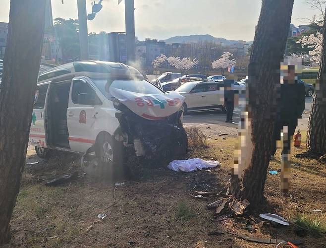 원주 교통사고 현장 [강원특별자치도소방본부 제공. 재판매 및 DB 금지]