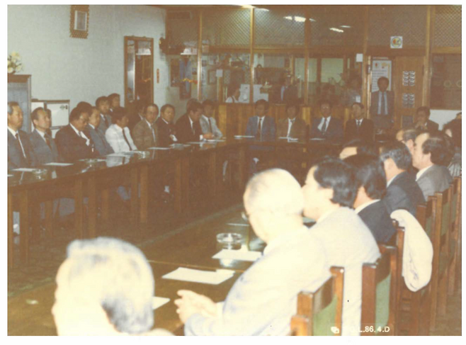 ▲&nbsp;제1회 새얼아침대화에서 박광성 인하대 사학과 교수가 강연하고 있다. &nbsp;/사진제공=새얼문화재단