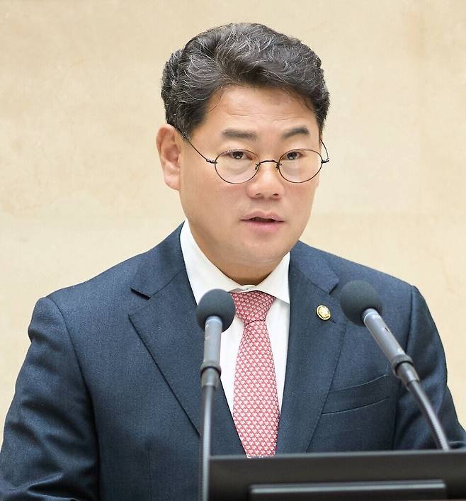 ▲ 6일 열린 용인시의회 제302회 임시회 제2차 본회의에서 5분 자유발언을 하는 이진규 의원. /사진제공=용인시의회