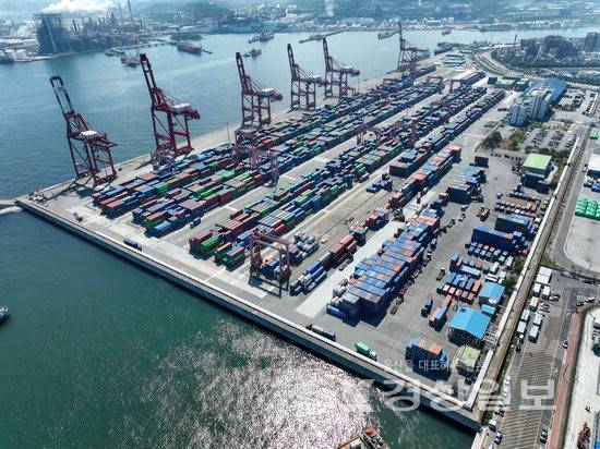 ▲ 울산신항 컨테이너터미널 전경. UPA 제공