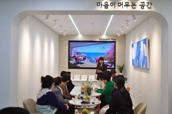 제주은행 아라지점이 '고객중심 영업점'에 걸맞는 맞춤형 공간으로 새 단장했다. (사진=제주은행)