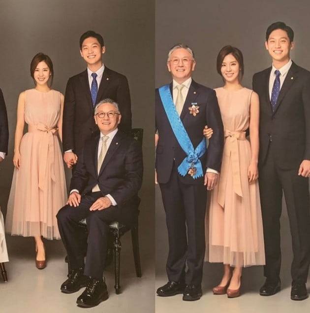 함영준 오뚜기 회장(안경 낀 인물)과 그의 장녀 함연지 씨, 그의 남편 김재우(맨 오른쪽) 씨 가족사진(사진=함연지 인스타그램)