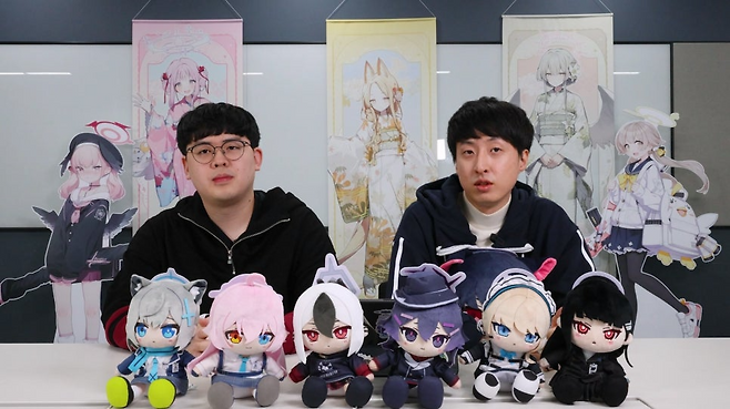 왼쪽부터 IO본부 IP라이선스팀 민준기 팀장, 김민서 팀원(출처=넥슨게임즈 공식 블로그).