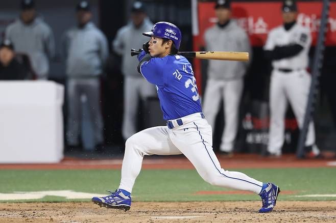 시즌 초반 3할대 맹타를 휘둘렀으나 예상치 못한 부상에 발목이 잡힌 김성윤. 삼성 제공