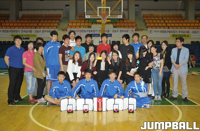 ▲당시 김일모 코치(빨간 원)