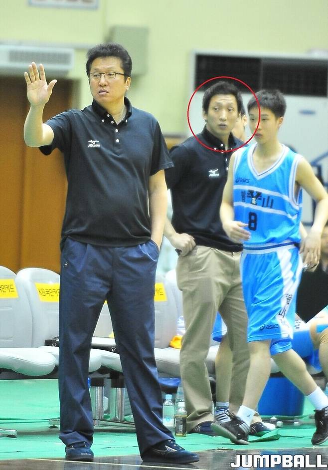 ▲당시 차동일 코치(빨간 원)