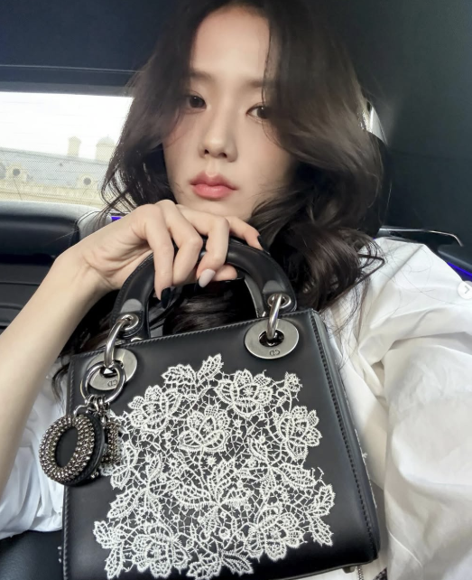 지수 인스타그램.