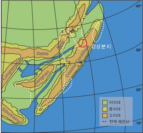 전기 백악기의 동아시아 지형도 및 경상분지의 위치.