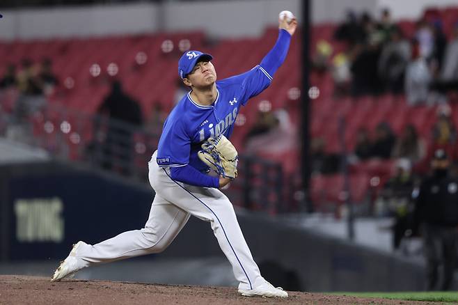 삼성 배찬승이 7일 광주-기아 챔피언스 필드에서 열린 2026 KBO리그 정규시즌 KIA전에서 7회말 역투하고 있다. 사진 | 삼성 라이온즈