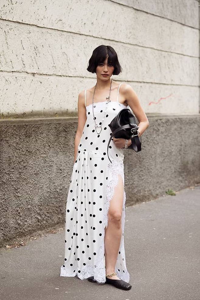 4월 봄 코디 추천 | Raimonda Kulikauskiene//Getty Images