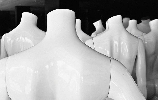 마네킹 이미지. unsplash