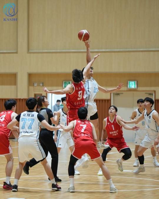 8일 남고부 예선 송도고-경북에너지기술고 경기 [한국중고농구연맹 제공]