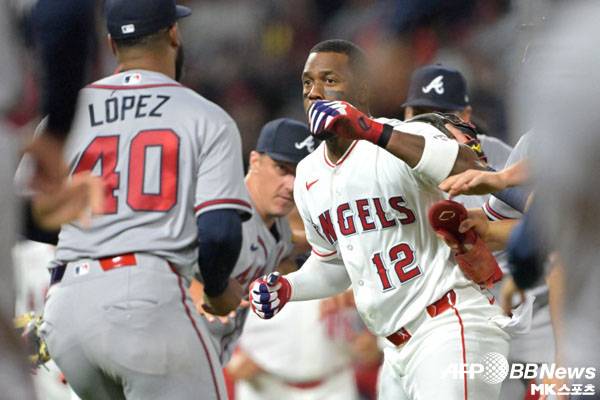 애틀란타와 에인절스의 경기에서 난투극이 발생했다. 사진(美 애너하임)=ⓒAFPBBNews = News1