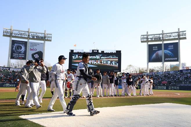 두산이 올 시즌 초반의 심각한 타격 부진을 딛고 일어설 수 있을지 주목된다. 사진제공ㅣ두산 베어스