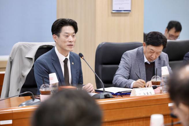 노용석 중소벤처기업부 제1차관이 9일 서울 서초구 한국벤처투자에서 열린 ‘모태펀드 장기·스케일업 투자 업계 간담회 ’에 참석하여 인사말씀을 하고있다.(사진출처=중소벤처기업부)