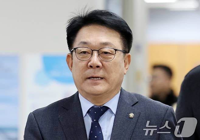 허종식 더불어민주당 의원2025.12.18 ⓒ 뉴스1 박지혜 기자