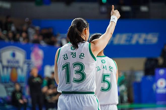 은퇴를 선언한 하나은행 김정은에게 9일부터 시작할 이번 시즌 PO는 진정한 ‘라스트 댄스’ 무대다. 사진제공ㅣWKBL