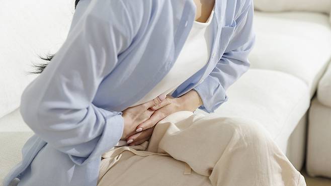 생리통은 통증 원인 물질을 조기 차단하는 것이 통증 관리에 효과적이다|출처: 클립아트코리아