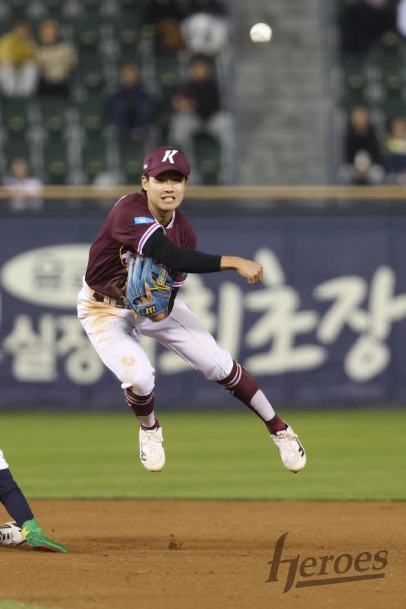 팀 내 수비에서 높은 평가를 받는 2루수 박한결. 키움 제공