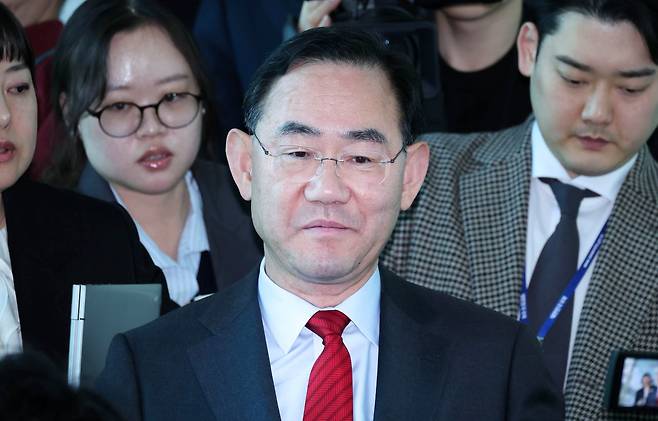 국민의힘 대구시장 경선에서 공천 배제된 주호영 국회부의장이 8일 국회에서 컷오프 관련 기자회견을 마친 뒤 소통관을 나서고 있다. 임현동 기자