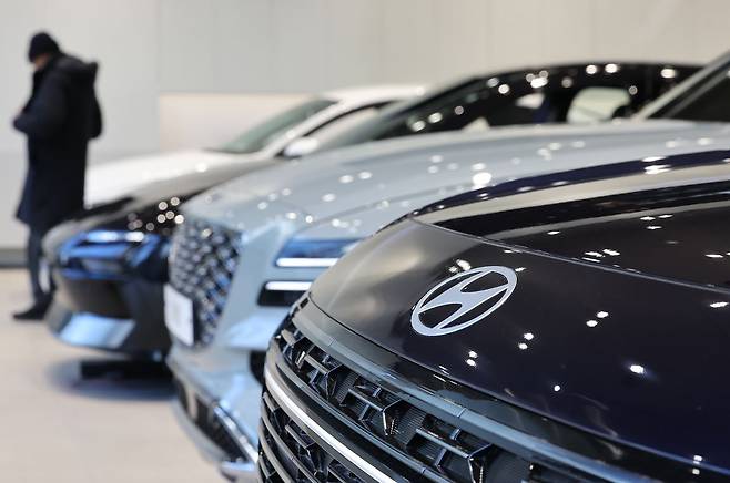 서울 시내 현대자동차 매장. 연합뉴스