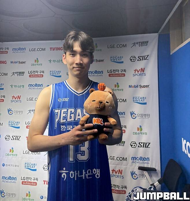 ▲2일 인터뷰실에서 만난 김민규