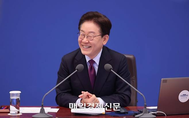 이재명 대통령이 9일 청와대에서 열린 수석보좌관회의에서 발언하고 있다. 2026.04.09 청와대사진기자단 김호영기자