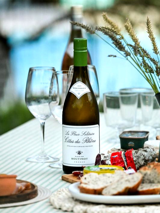 부티노 라 플뢰르 솔리테르 꼬뜨 뒤 론 블랑. 인스타그램