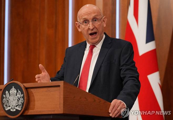 존 힐리 영국 국방장관 [로이터=연합뉴스 자료사진. 재판매 및 DB 금지]