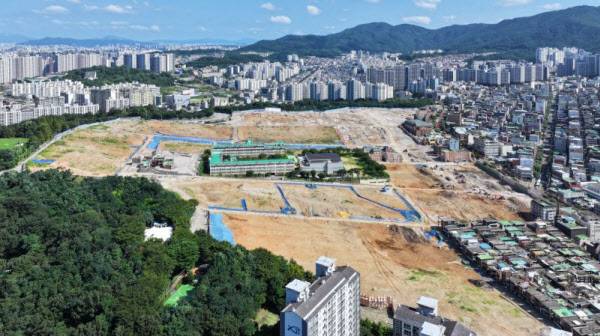 철거까지 마친 상대원2구역 현재 모습. /제공=성남시