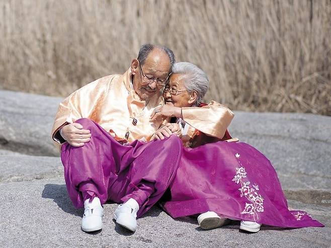영화 ‘님아, 그 강을 건너지 마오’에 출연한 조병만 강계열 부부. 스포츠동아DB