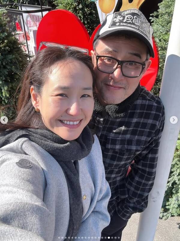 ▲ 최민수의 아내 강주은이 부모님과 함께한 근황을 공개해 화제다. 출처 l 강주은 SNS