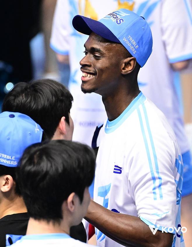 챔프전 우승 후 기뻐하는 대한항공의 마쏘 [한국배구연맹 제공. 재판매 및 DB 금지]