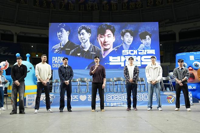 팬 미팅서 사령탑 선임 각오 밝히는 박철우 우리카드 감독 [우리카드 배구단 제공. 재판매 및 DB 금지]